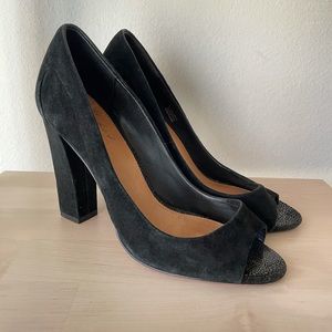 Badgley Mischka Marc + James black suede heel pump